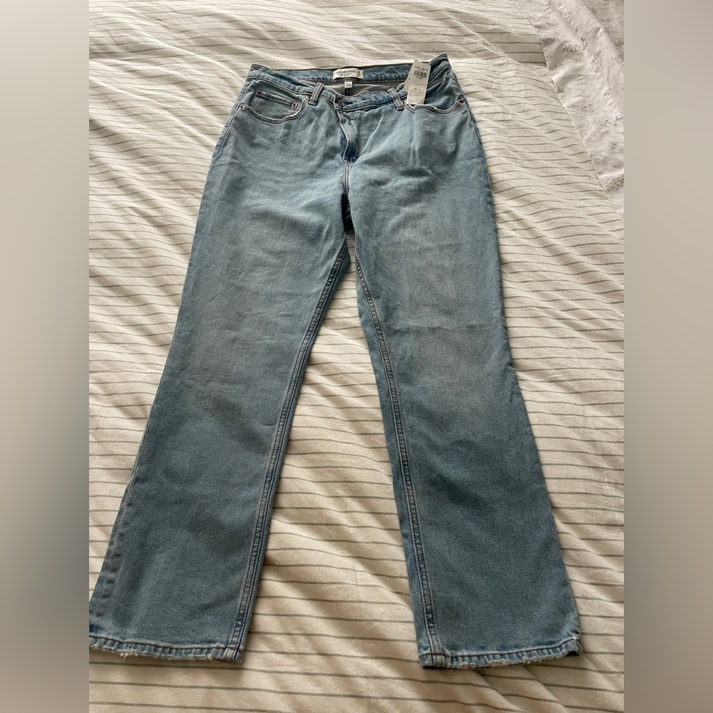 Abercrombie & Fitch The 90’s Slim Straight High rise